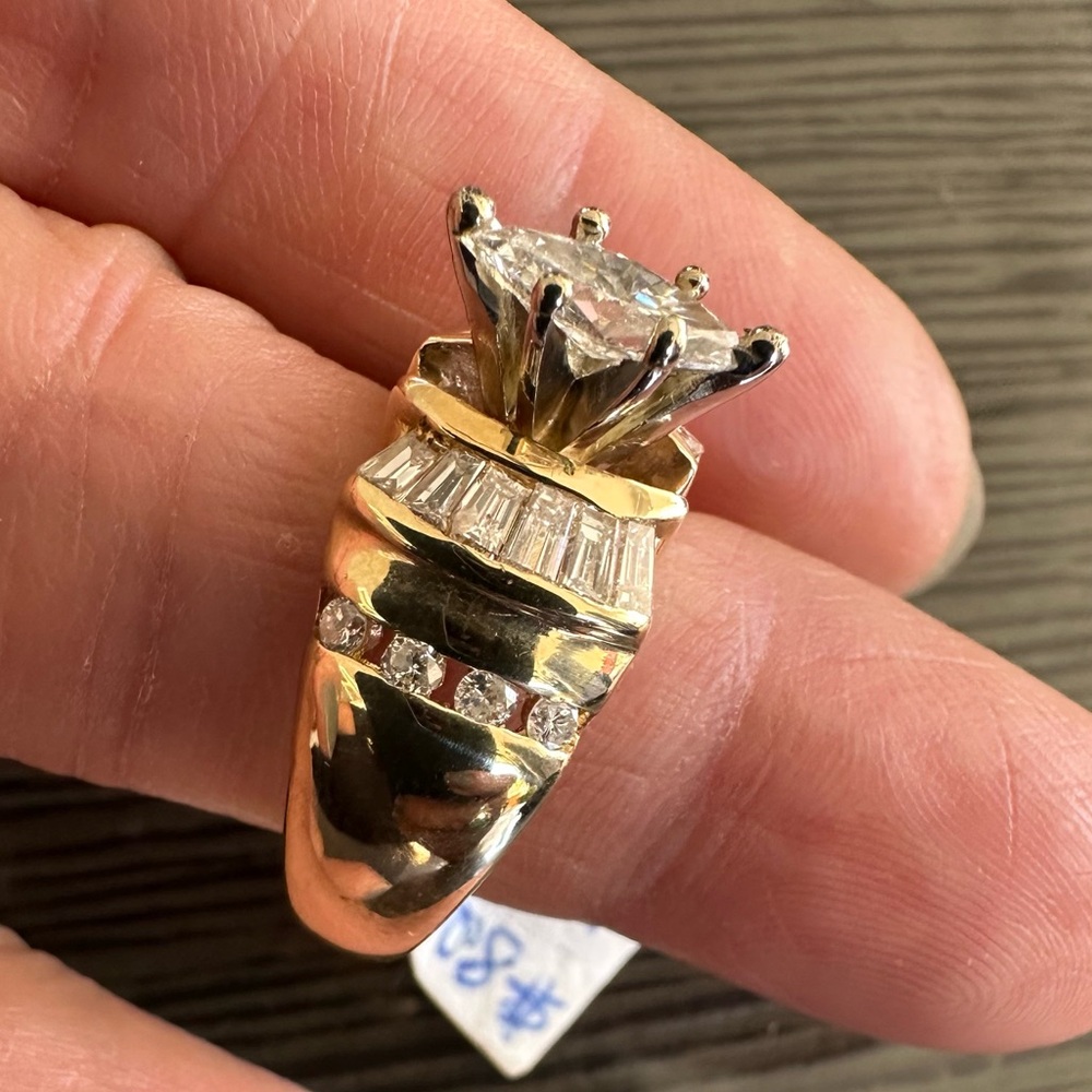 NWT 14K yellow gold Natural Marquise cut Diamond ring Size 8 1/2